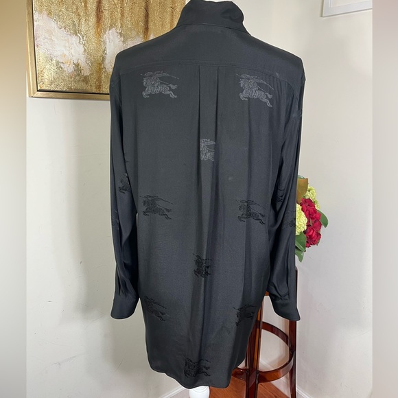 BURBERRY
Ivanna Embroidered Button-Front Blouse - Picture 6 of 11